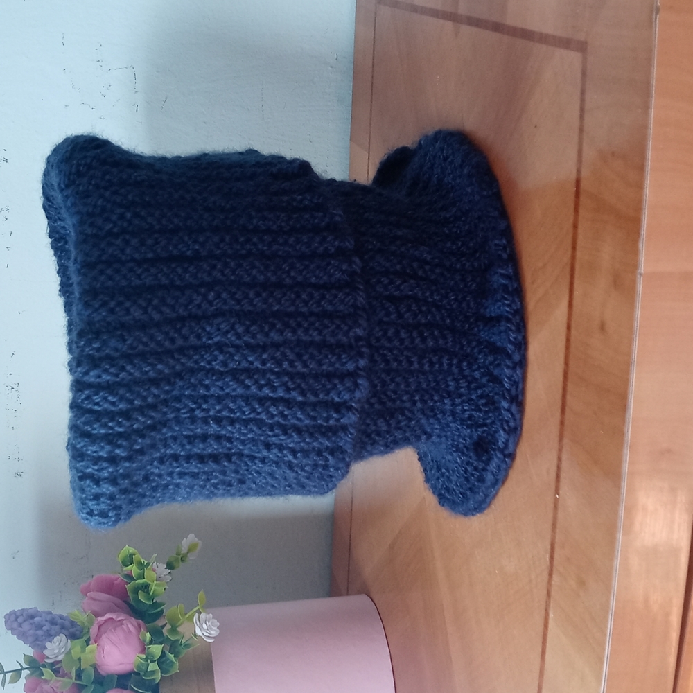 Handmade Soft Wool Dark blue winter women infinity scarf.